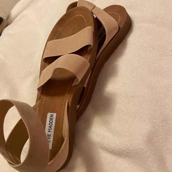 Steve Madden Tan Sandals size 6.5 - Picture 7 of 9